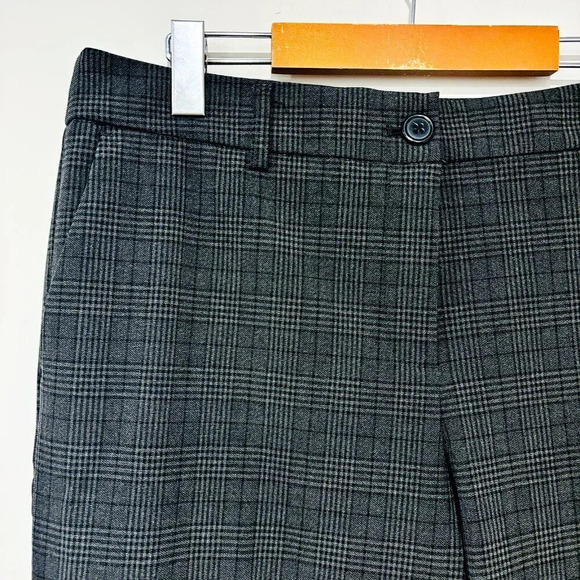 HILARY RADLEY Grey Plaid Straight-Leg Dress Pants | Size 10 * - Picture 7 of 8